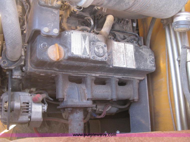 image for item I5723 2008 Mustang 2054 skid steer