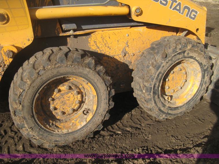 image for item I5723 2008 Mustang 2054 skid steer