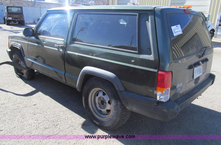 image for item G9593 1998 Jeep Cherokee SE SUV