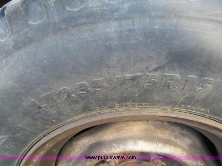 image for item G9596 1989 Ford Econoline E150 van