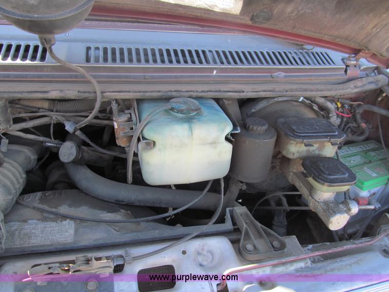 image for item G9599 1988 Chevrolet G20 van