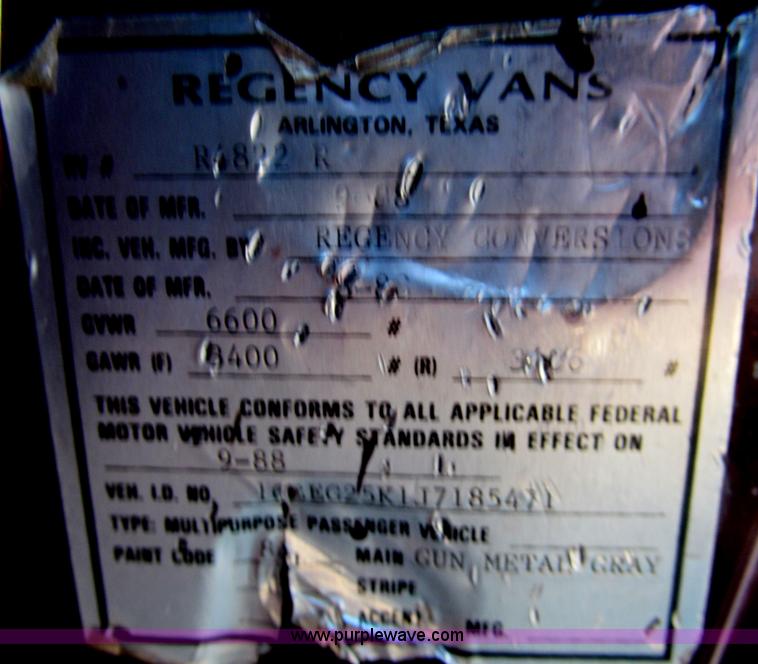 image for item G9599 1988 Chevrolet G20 van