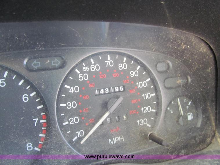 image for item G9601 1998 Ford Contour SE