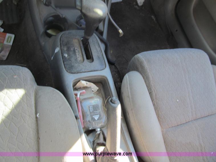 image for item G9601 1998 Ford Contour SE