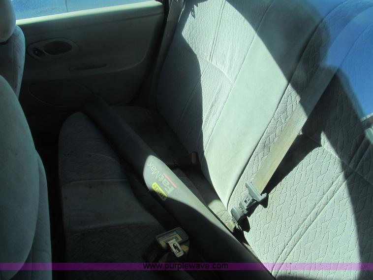 image for item G9601 1998 Ford Contour SE