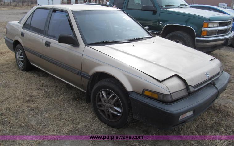 image for item G9611 1989 Honda Accord DX