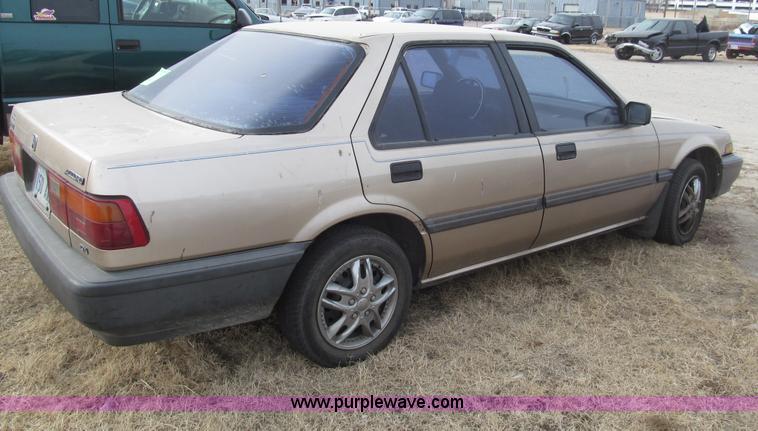image for item G9611 1989 Honda Accord DX