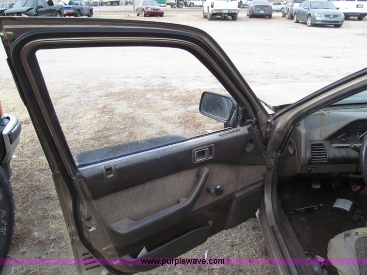 image for item G9611 1989 Honda Accord DX