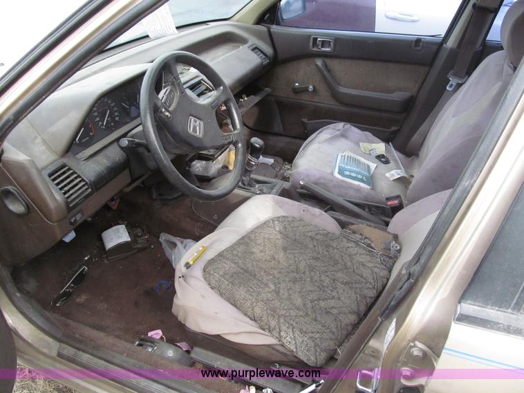 image for item G9611 1989 Honda Accord DX