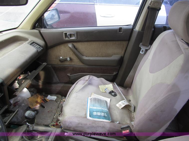 image for item G9611 1989 Honda Accord DX