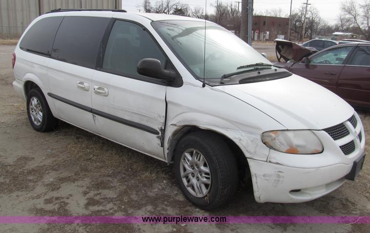 image for item G9612 2002 Dodge Grand Caravan Sport van