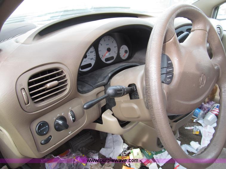 image for item G9612 2002 Dodge Grand Caravan Sport van