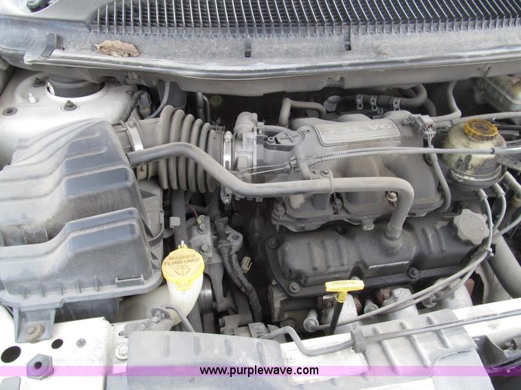 image for item G9612 2002 Dodge Grand Caravan Sport van