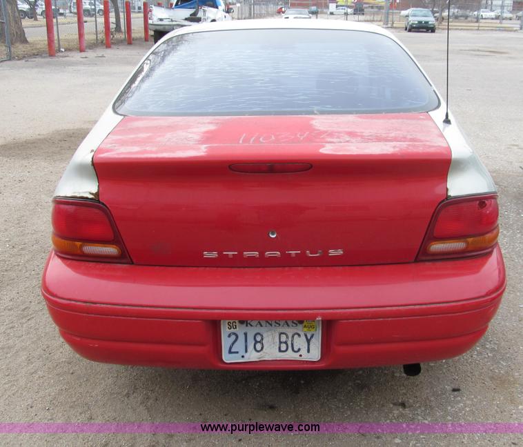 image for item G9613 2000 Dodge Stratus SE