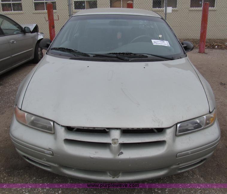 image for item G9613 2000 Dodge Stratus SE
