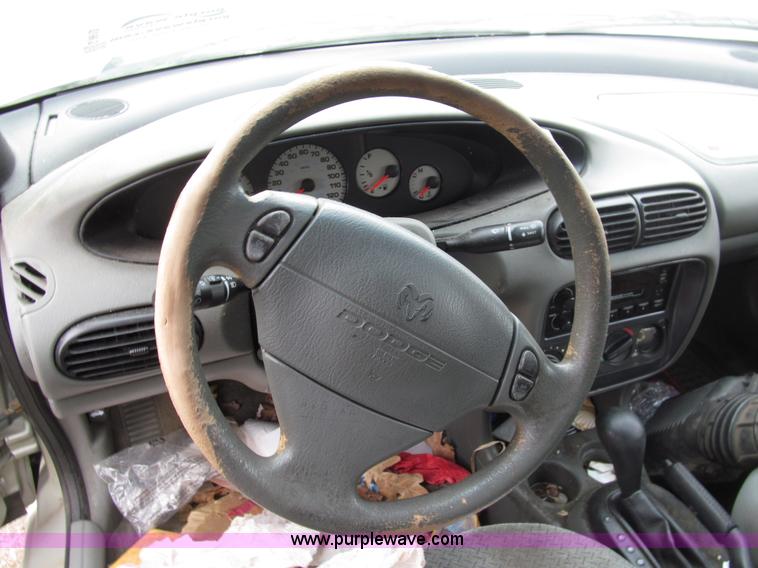 image for item G9613 2000 Dodge Stratus SE