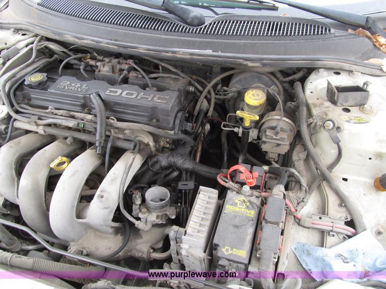 image for item G9613 2000 Dodge Stratus SE