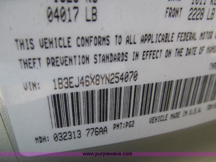 image for item G9613 2000 Dodge Stratus SE