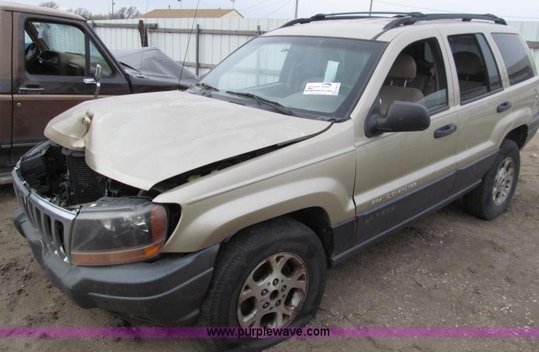 image for item G9614 2001 Jeep Grand Cherokee Laredo SUV