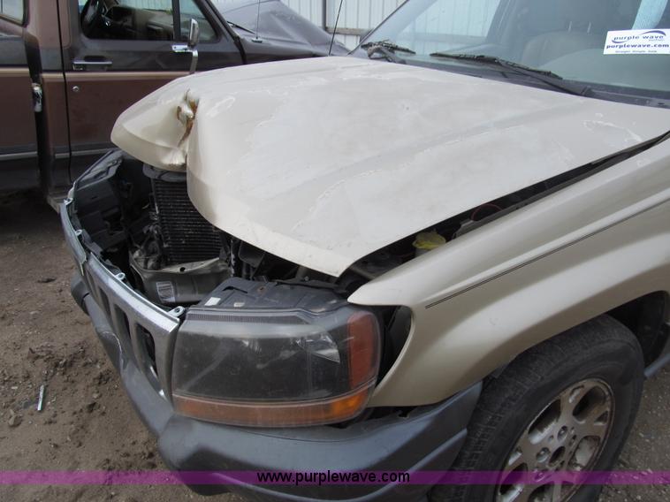 image for item G9614 2001 Jeep Grand Cherokee Laredo SUV