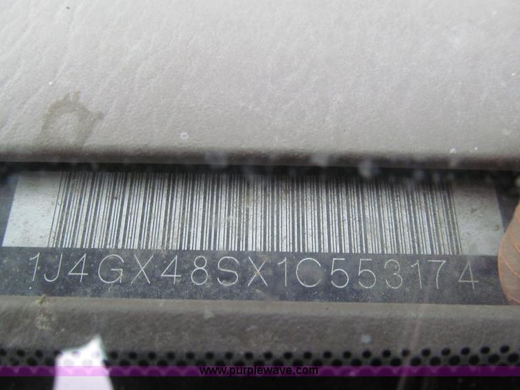 image for item G9614 2001 Jeep Grand Cherokee Laredo SUV