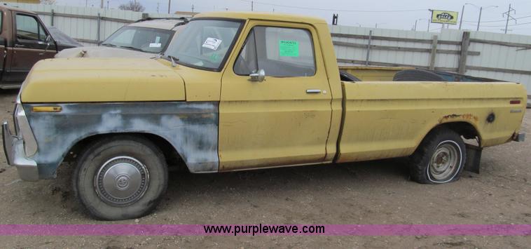 image for item G9615 1973 Ford F150 pickup truck
