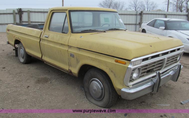 image for item G9615 1973 Ford F150 pickup truck