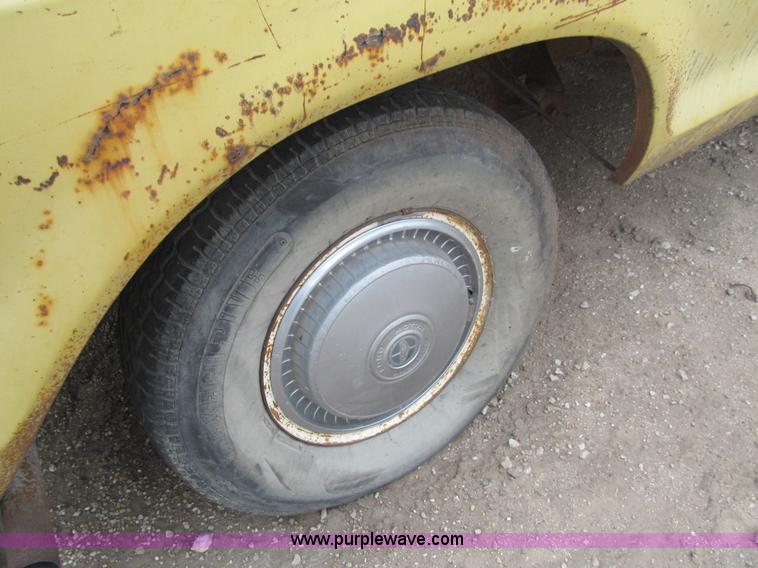 image for item G9615 1973 Ford F150 pickup truck