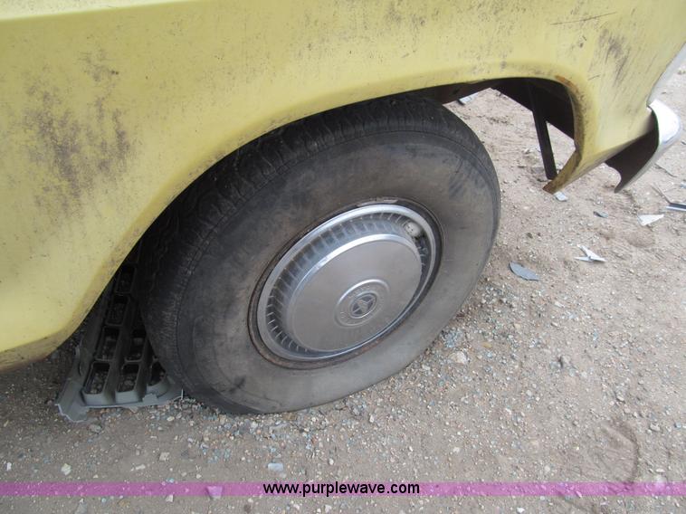 image for item G9615 1973 Ford F150 pickup truck