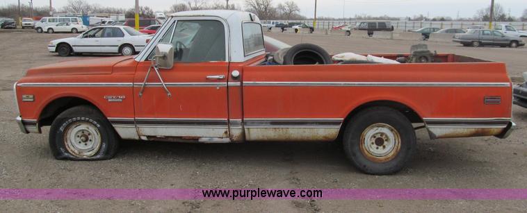 image for item G9616 1970 Chevrolet C10 pickup truck