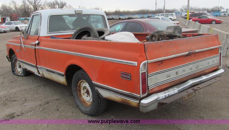 image for item G9616 1970 Chevrolet C10 pickup truck