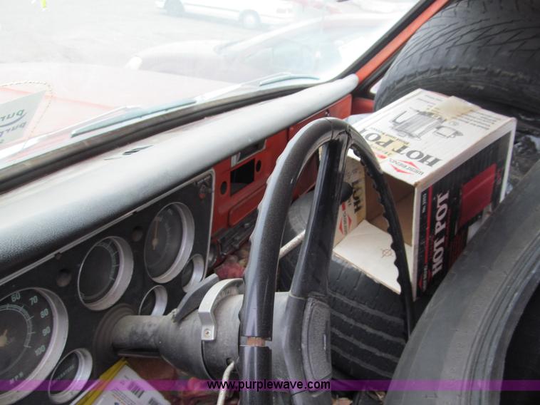 image for item G9616 1970 Chevrolet C10 pickup truck