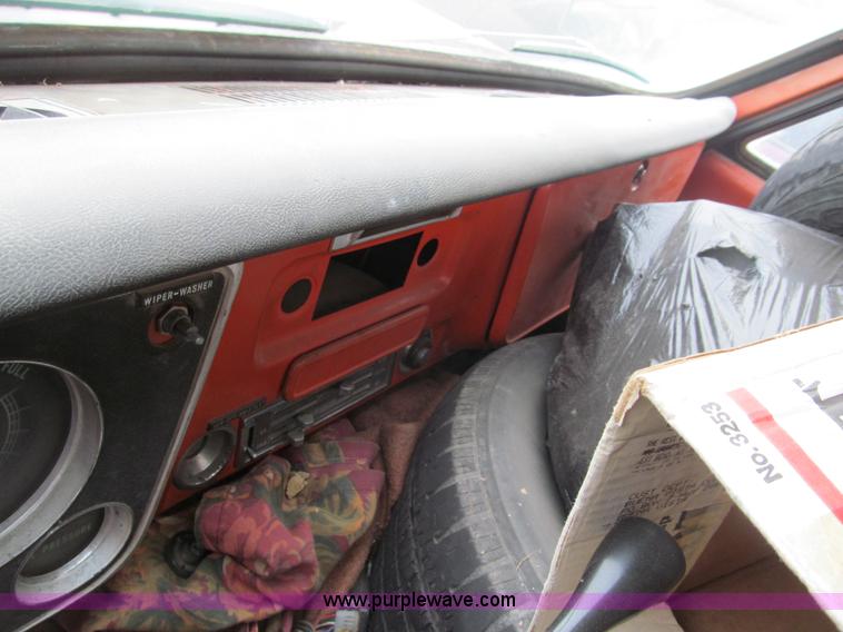 image for item G9616 1970 Chevrolet C10 pickup truck