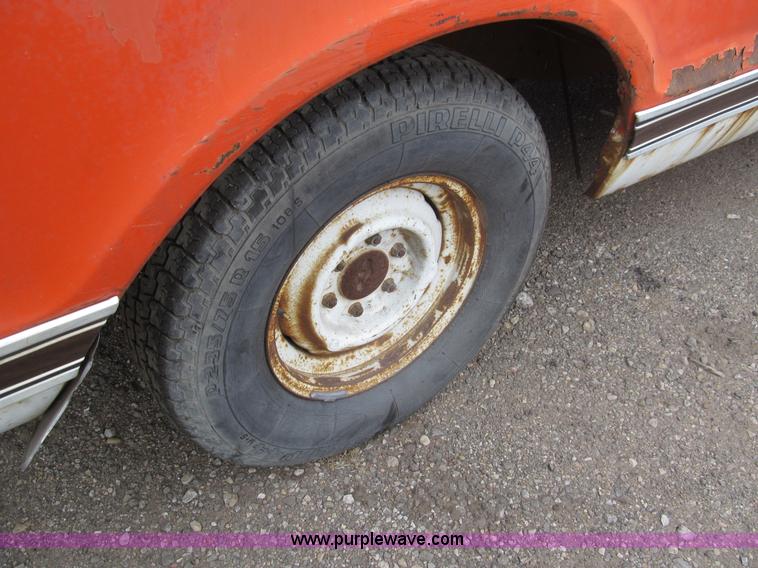 image for item G9616 1970 Chevrolet C10 pickup truck