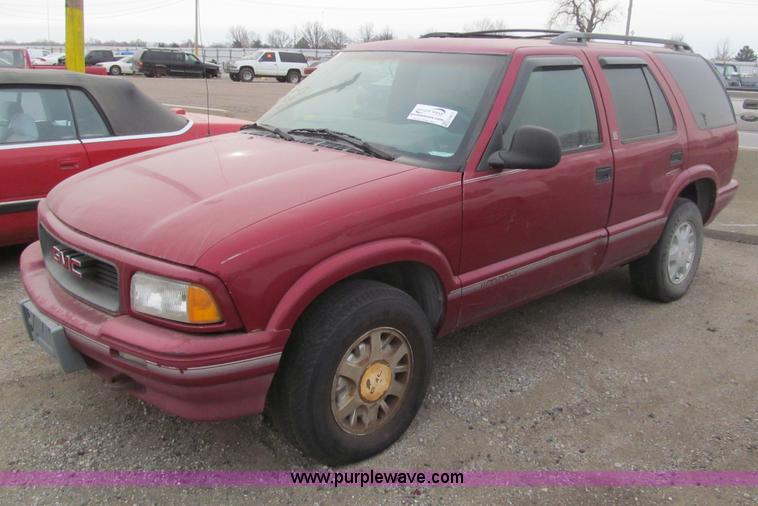 image for item G9617 1997 GMC Jimmy SL SUV