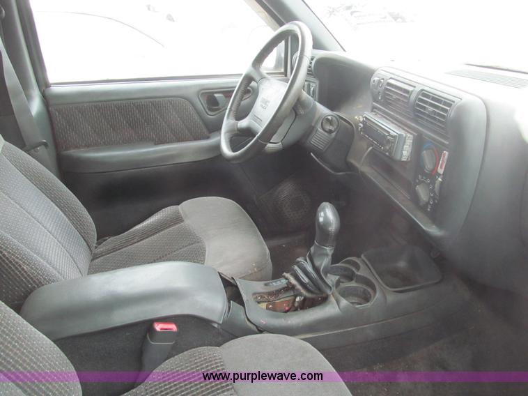 image for item G9617 1997 GMC Jimmy SL SUV