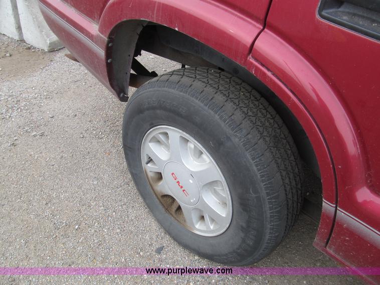 image for item G9617 1997 GMC Jimmy SL SUV