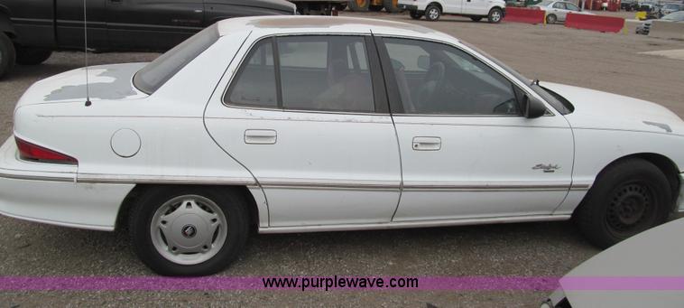image for item G9618 1993 Buick Skylark Custom