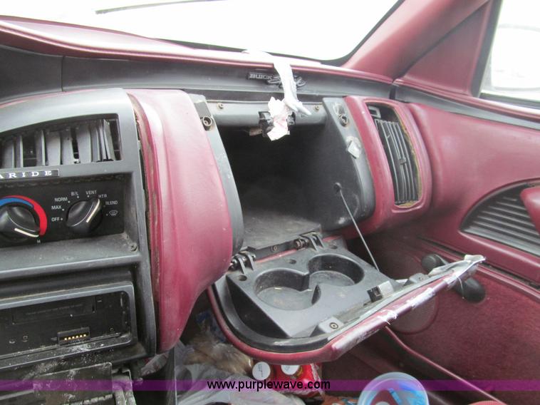 image for item G9618 1993 Buick Skylark Custom