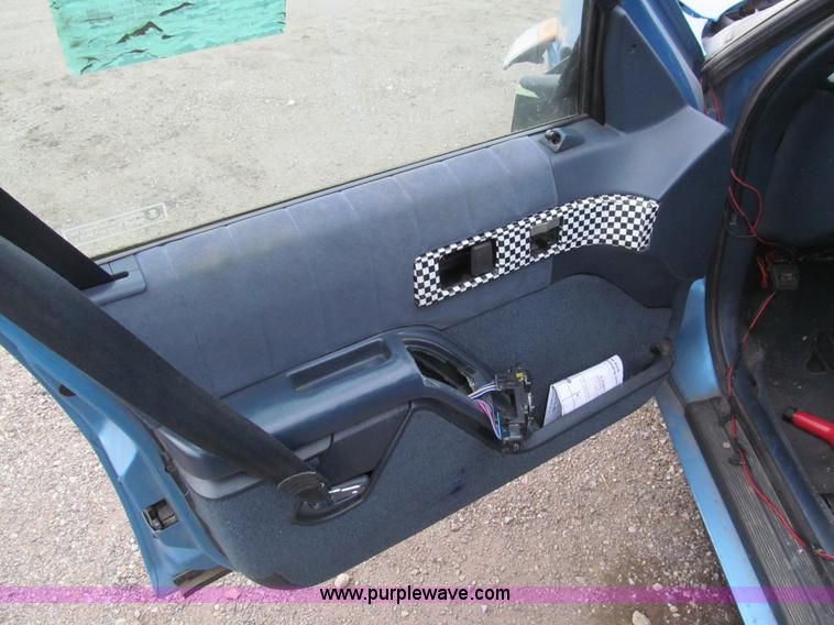 image for item G9619 1992 Chevrolet Luminia Euro