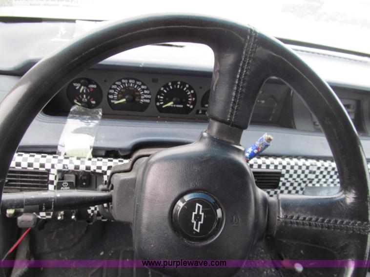 image for item G9619 1992 Chevrolet Luminia Euro