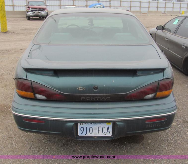 image for item G9620 1996 Pontiac Bonneville SE