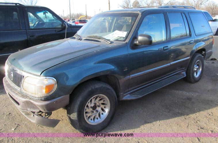 image for item G9642 1997 Mercury Mountaineer SUV