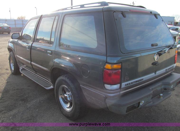 image for item G9642 1997 Mercury Mountaineer SUV