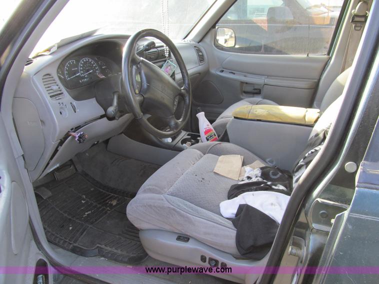 image for item G9642 1997 Mercury Mountaineer SUV