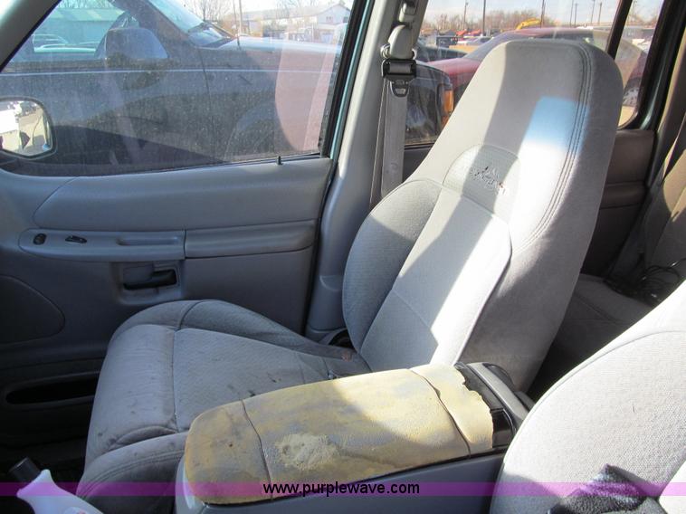 image for item G9642 1997 Mercury Mountaineer SUV