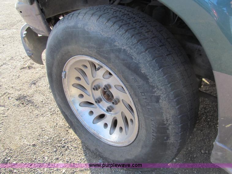 image for item G9642 1997 Mercury Mountaineer SUV