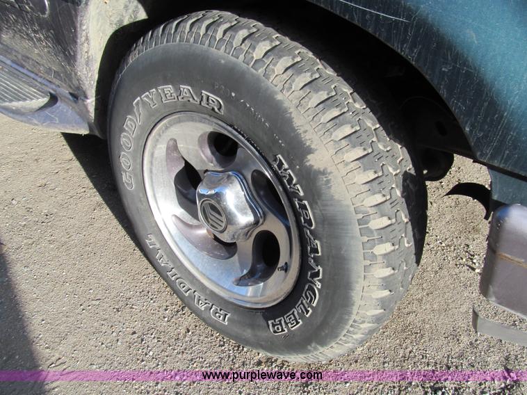 image for item G9642 1997 Mercury Mountaineer SUV