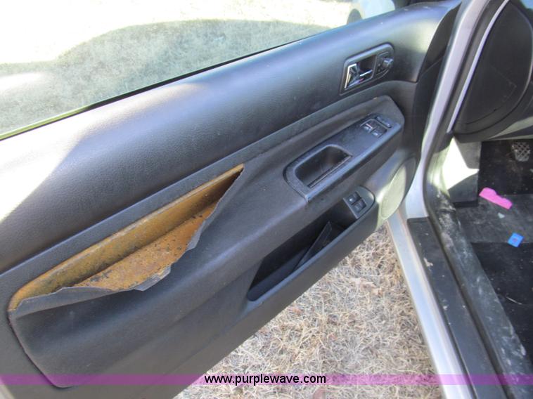 image for item G9643 2002 Volkswagen GTI