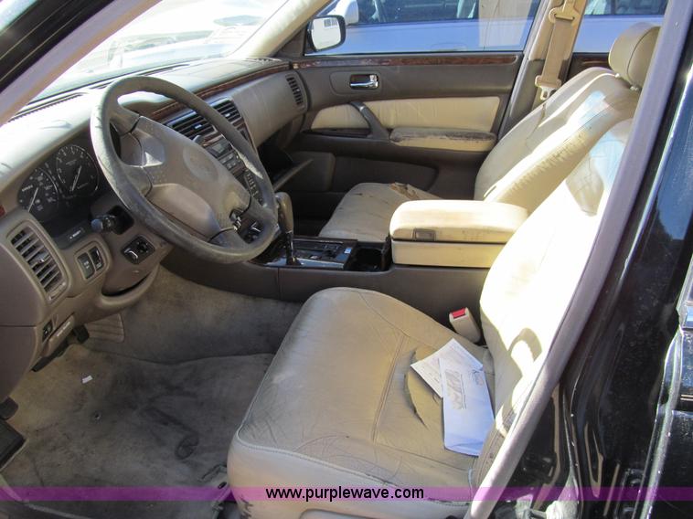 image for item G9646 1997 Infiniti Q45t